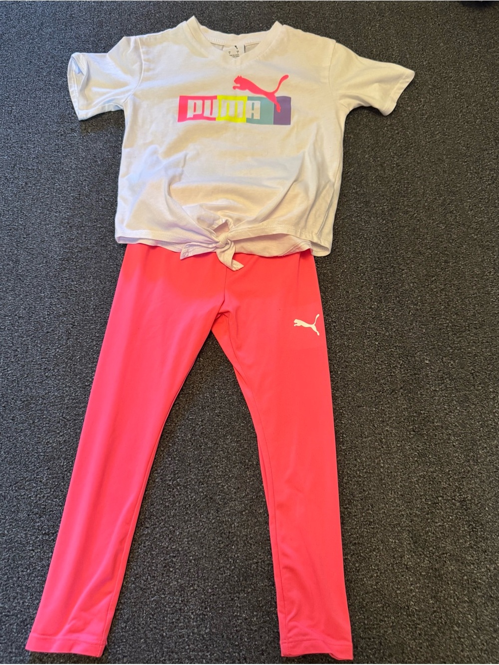 PUMA Girls 2-Pc Active Set White Logo Tie-Front Tee & Neon Pink Leggings Size 5